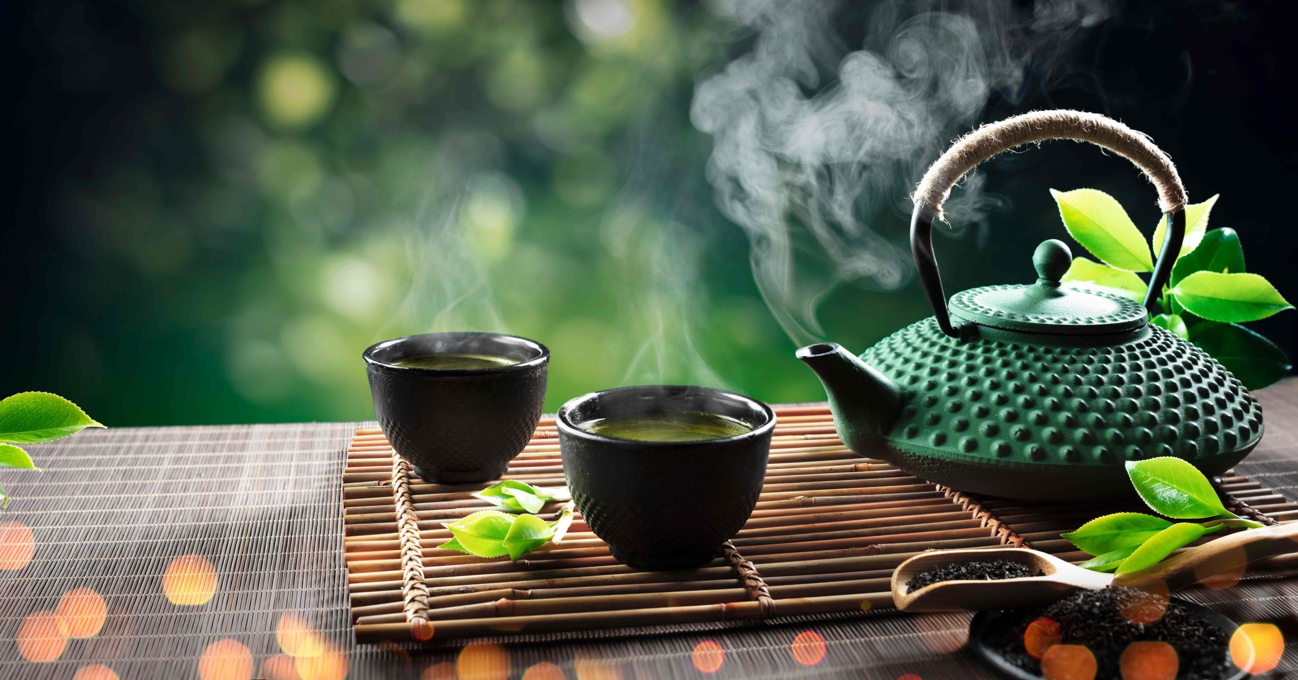 Tazza senza manici: come è meglio servire il tè